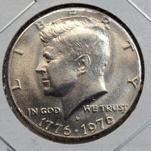 Set of 1976-P, D, and S Proof Kennedy Bicentennial Half Dollars... Uncirculated
